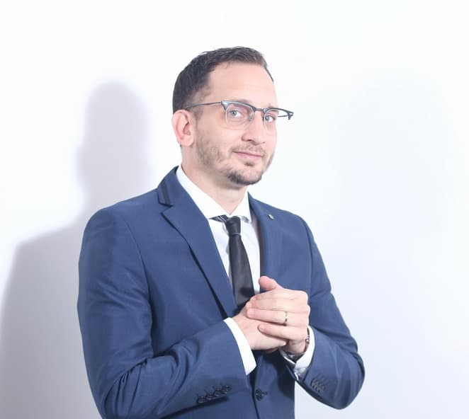 Jorge Ratti presenta el último stand-up del año