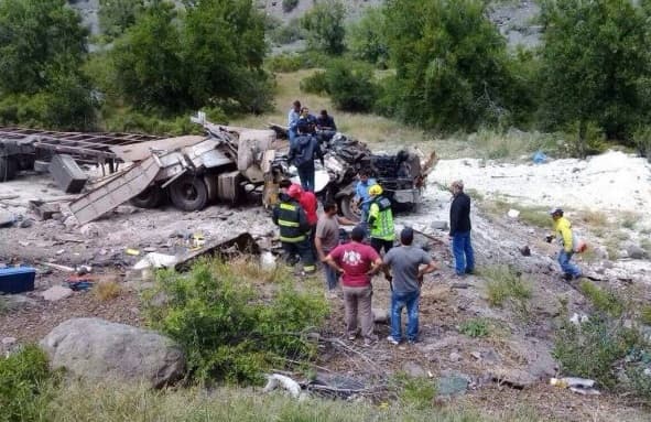 Paraguayo que se salvó de milagro: "Era lo mismo seguir derecho o tumbar el camión"