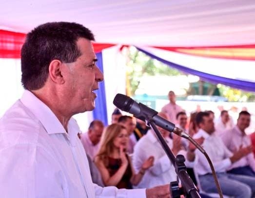 No hay jeringas “en el mejor seguro del universo”, denuncian