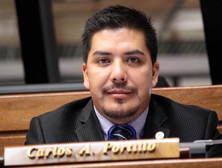 Carlos Portillo involucrado en tráfico de influencias