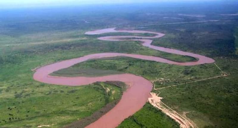 MOPC culpa a Comisión por tardanza en limpieza del canal del Pilcomayo