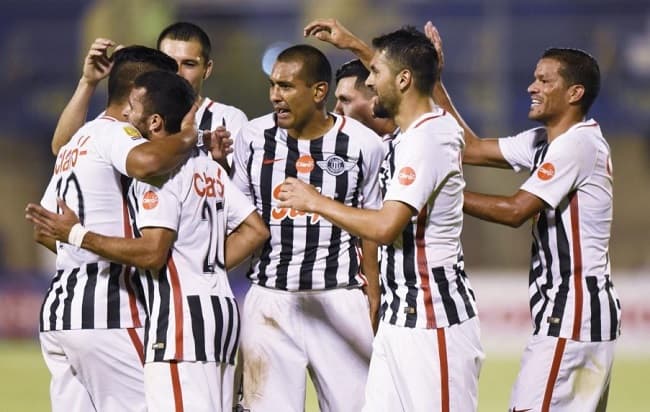 Libertad busca su pase a la final de la Sudamericana