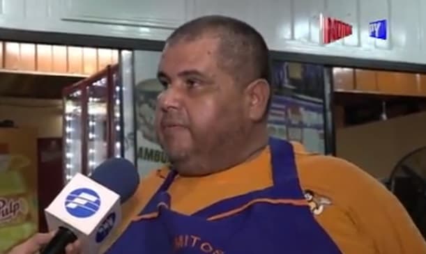 Cloaca se cuela a escasa distancia de local gastronómico