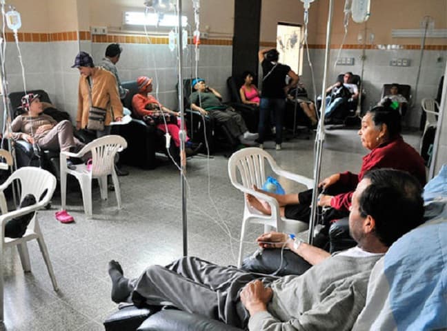 Cartismo rechaza elevar impuesto al tabaco y deja sin fondos a pacientes con cáncer