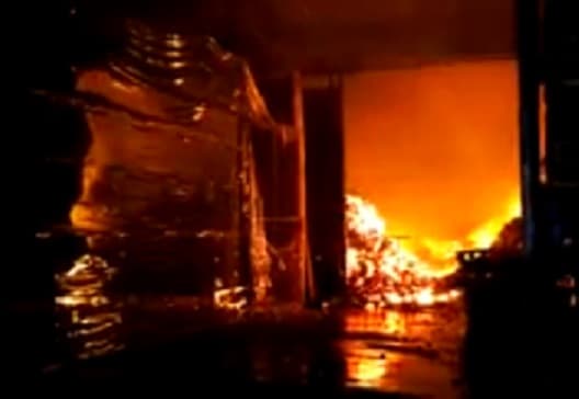 Incendio afectó a nueve viviendas