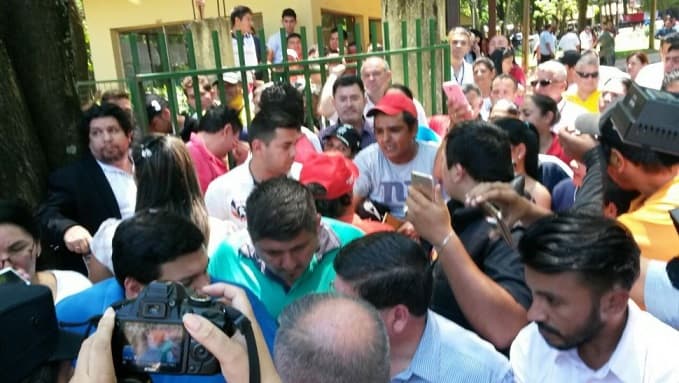 Varios heridos en batalla campal en comuna esteña