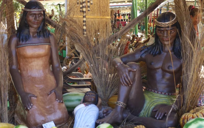 Pesebre nativo en tamaño real acapara atención en Areguá