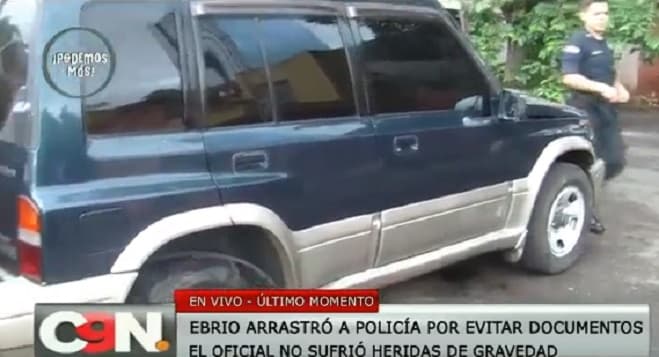 Conductor alcoholizado embiste a policía