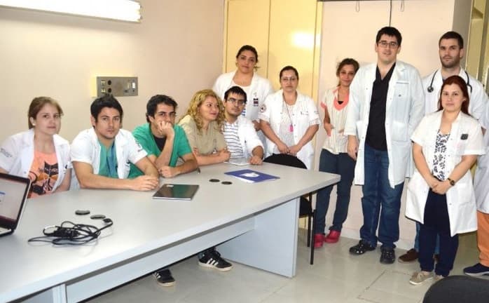 Médicos residentes del Instituto del Cáncer van a paro