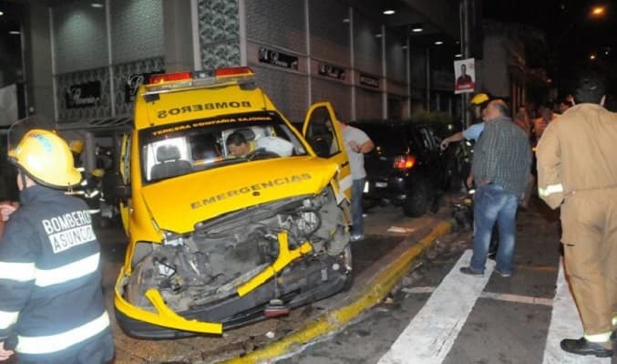 Accidente de tránsito deja heridos graves