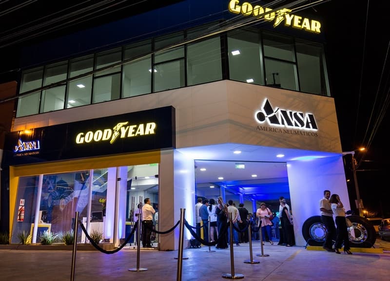 América Neumáticos inaugura nueva sucursal