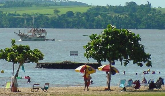 Músico es detenido por abusar de su sobrina