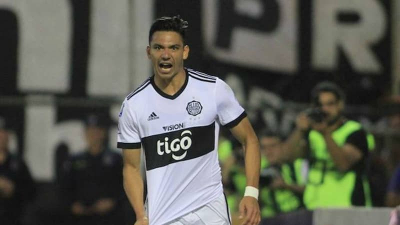 González firmará con el Pachuca por un año