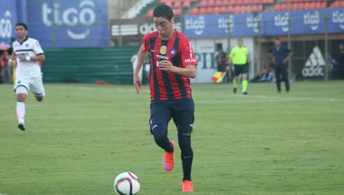 Almirón: “No quiero decir nunca” a Olimpia