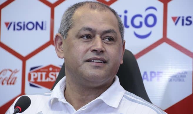 Chiqui Arce deja la Albirroja