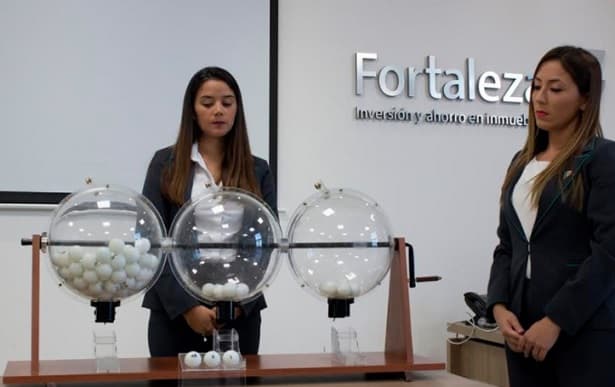 Cuatro adjudicados con departamentos