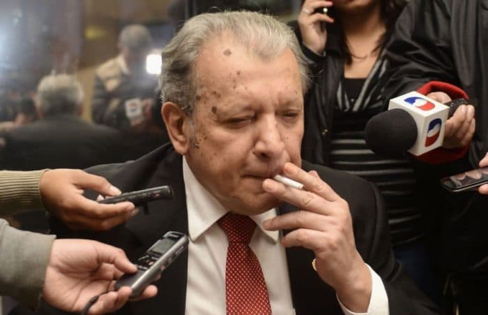 Galaverna defiende a su hijo de acusaciones