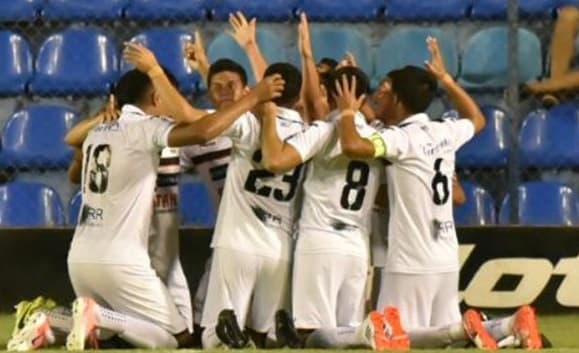 General golea a Guaraní en el cierre del campeonato