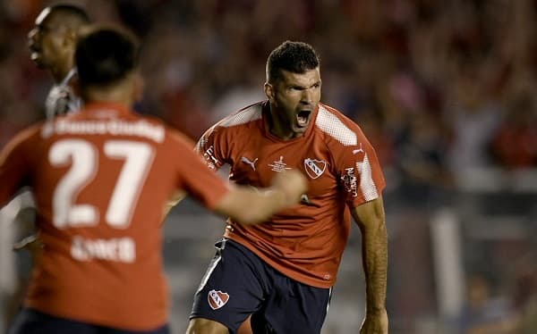 Independiente vence en la primera final de la Sudamericana