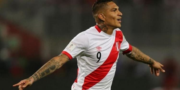Reducen sanción a Paolo Guerrero