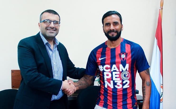 Irrazábal extiende su contrato con Cerro