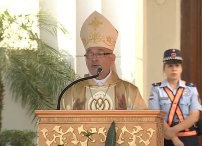 "El amor es una roca fuerte sobre la que se debe edificar la vida"