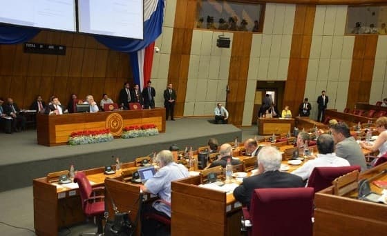 Petta es nuevo representante del Senado ante el Jurado