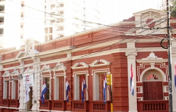 Diben reparte dinero a discreción, según Contraloría