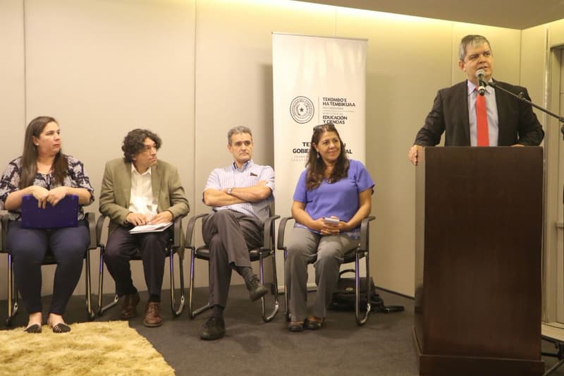 Estudio revela mediocre nivel de la educación paraguaya