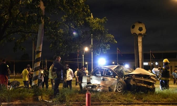 Conductor perdió el control de su vehículo y se dio a la fuga