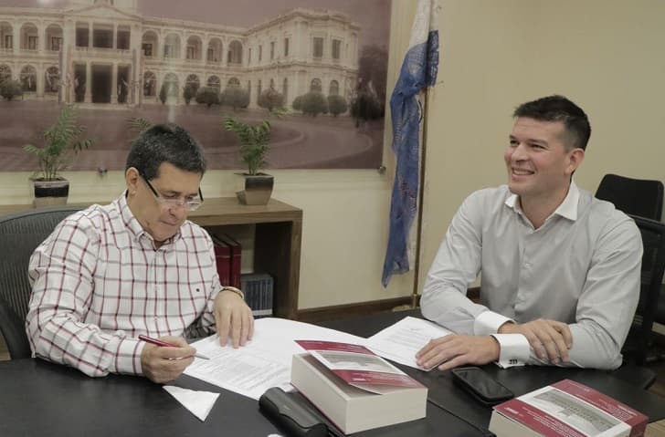 Asesor de la Presidencia renunció a su cargo