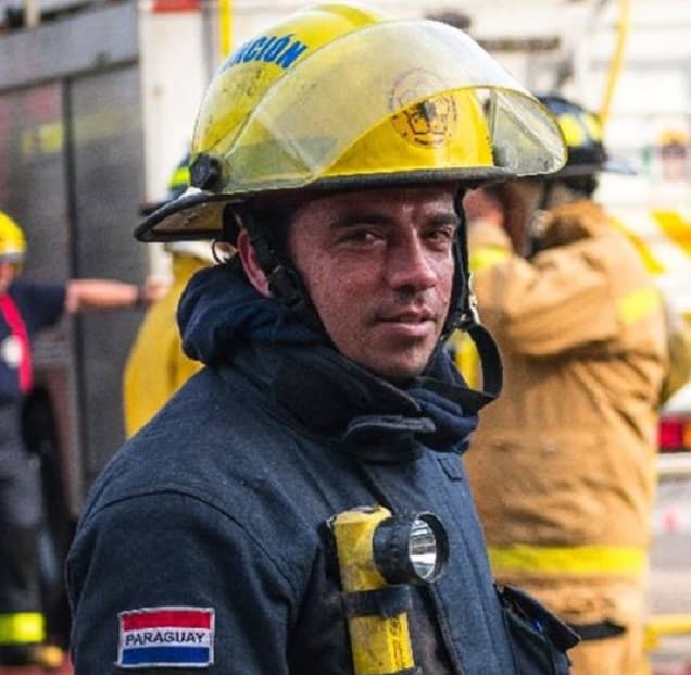 Muere bombero que ayudó durante incendio de Ycuá Bolaños