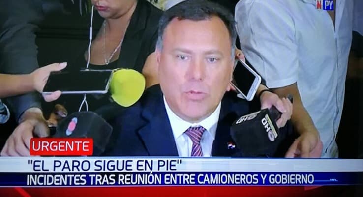 No hay acuerdo y camioneros endurecerán medidas de fuerza