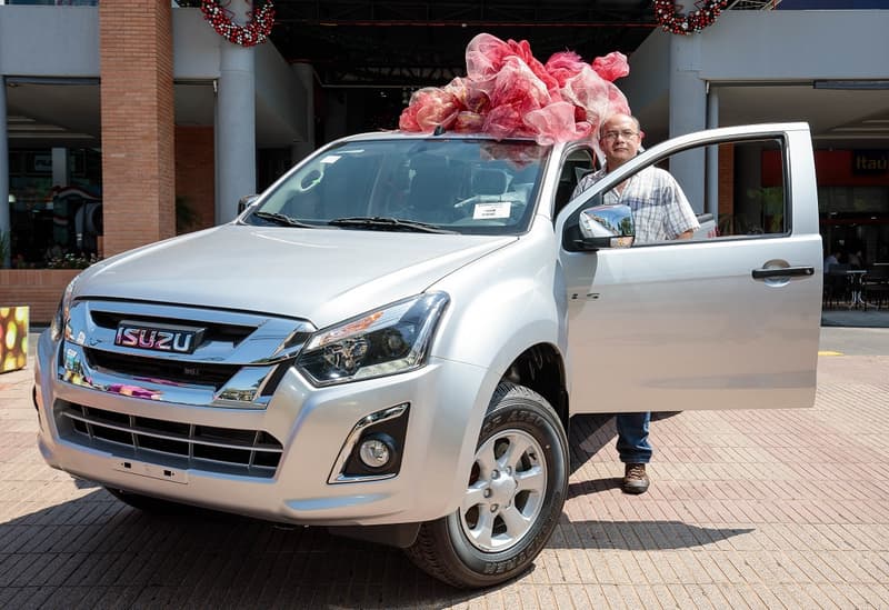 Shopping Multiplaza entregó premios a ganadores