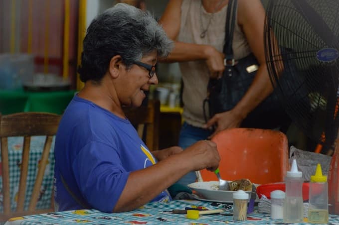 Tarifazo golpea a comedores y clientes se preparan para pagar más