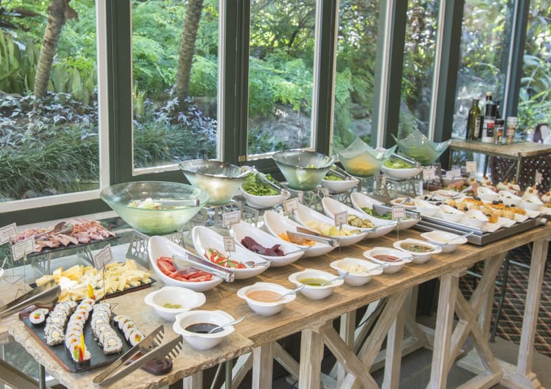 El Villa Morra Suites ofrece grill los domingos