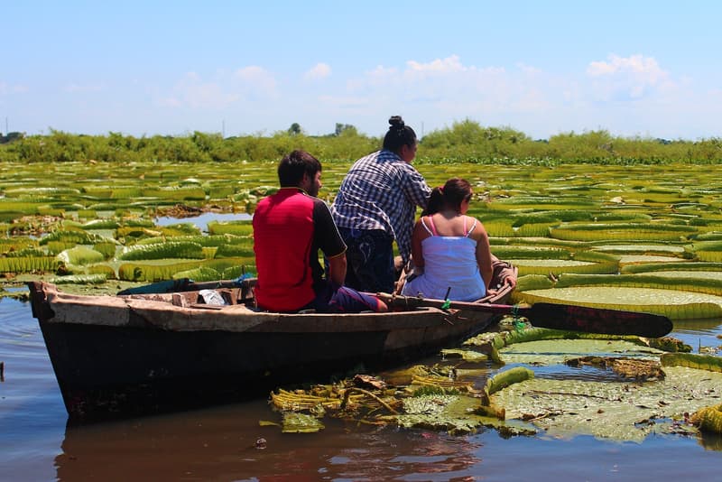 Yakare Yrupẽ: Belleza para el visitante, dinero para canoeros