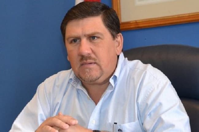 Llano acusa a Alegre de llevar a bancarrota el PLRA