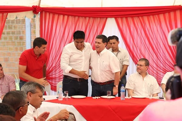 Cartes no aprende y de nuevo amenaza