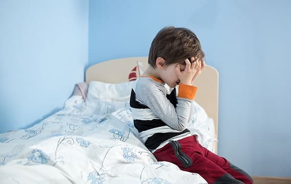 Policía quedó detenido acusado de abusar de un niño