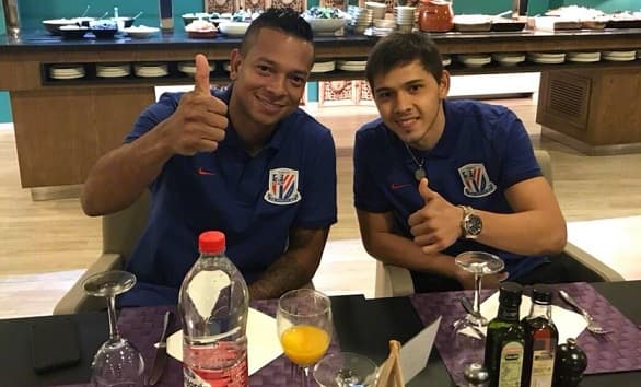 El “Melli” reemplaza a Tevez en el Shanghai