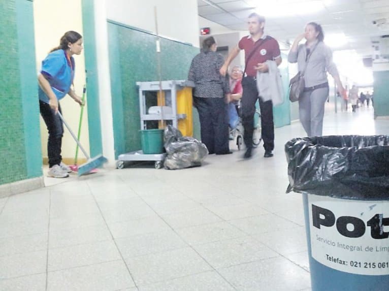 Negros antecedentes de futuros proveedores de IPS