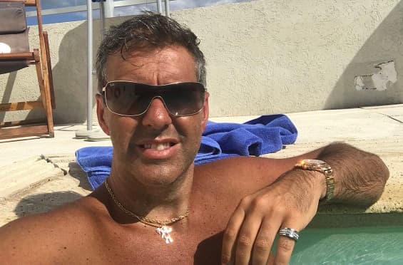 Conocido representante de futbolistas revela problemas de salud