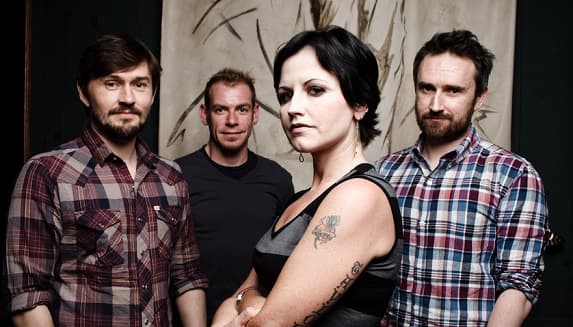 Sorpresiva muerte de la cantante del grupo The Cranberries