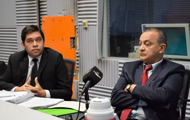 Abogado reconoce ser del equipo político de González Daher