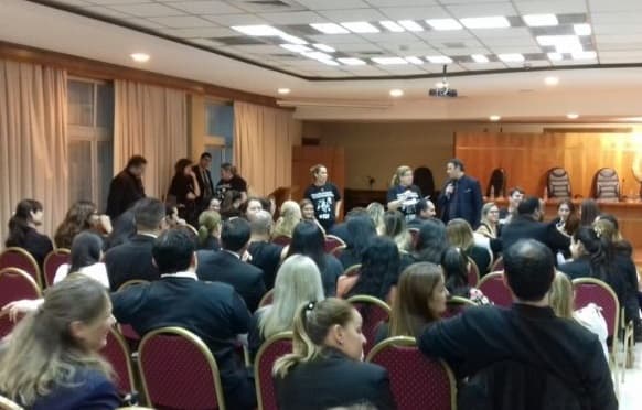 Actuarios judiciales van a huelga general