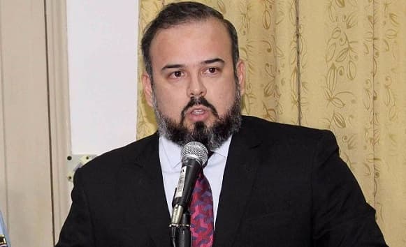 Cartes designa nuevo ministro del Interior