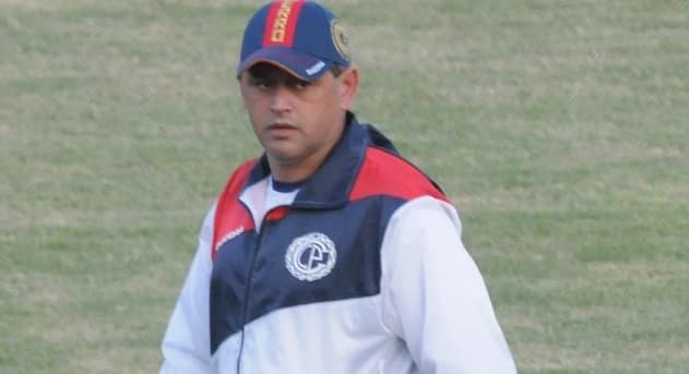 Chiqui rechazó dirigir al Ciclón