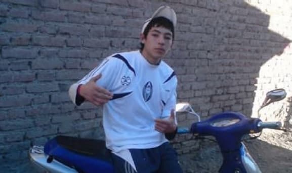 “Motochorro” ofrece ser golpeado para quedar como un héroe