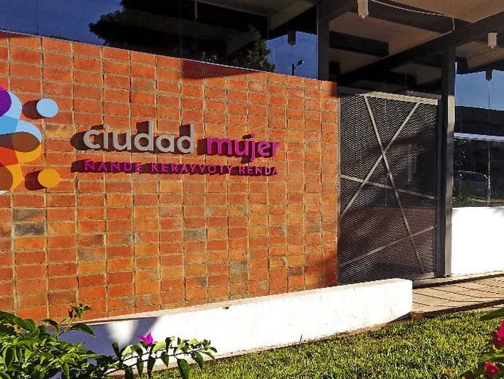 170 mujeres buscan refugio en primer día de Ciudad Mujer